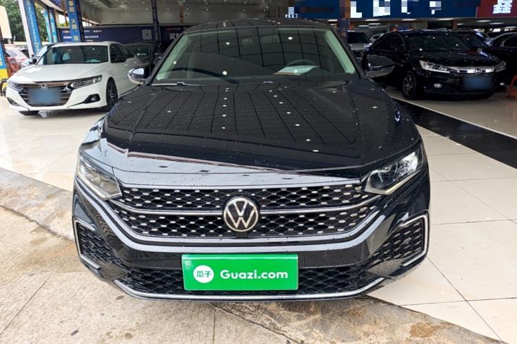 Used Volkswagen Passat 2024 330TSI Starry Elite Edition Front