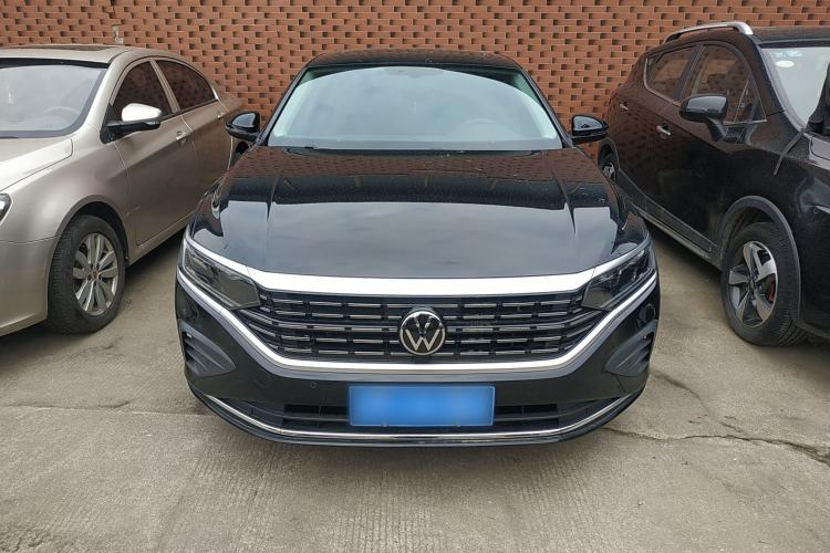 Used Volkswagen Passat 2024 380TSI Dragon Edition Front