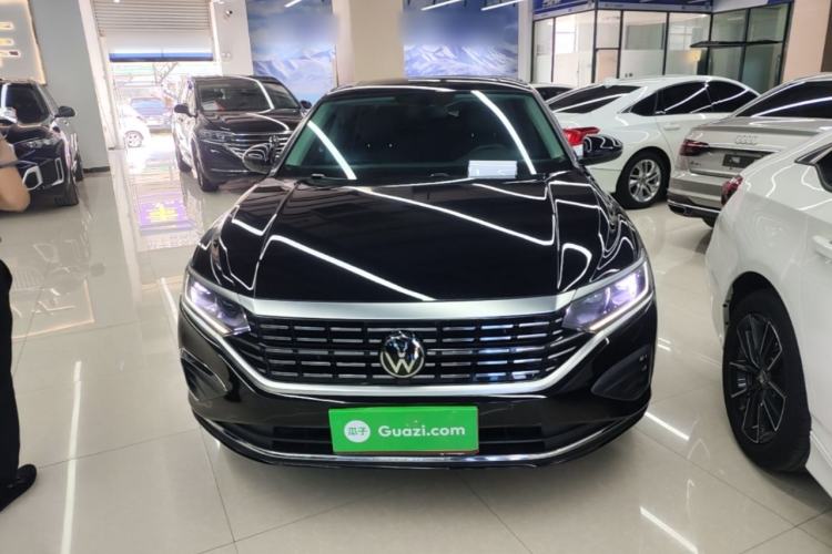 Used Volkswagen Passat 2024 330TSI Elite Edition Front
