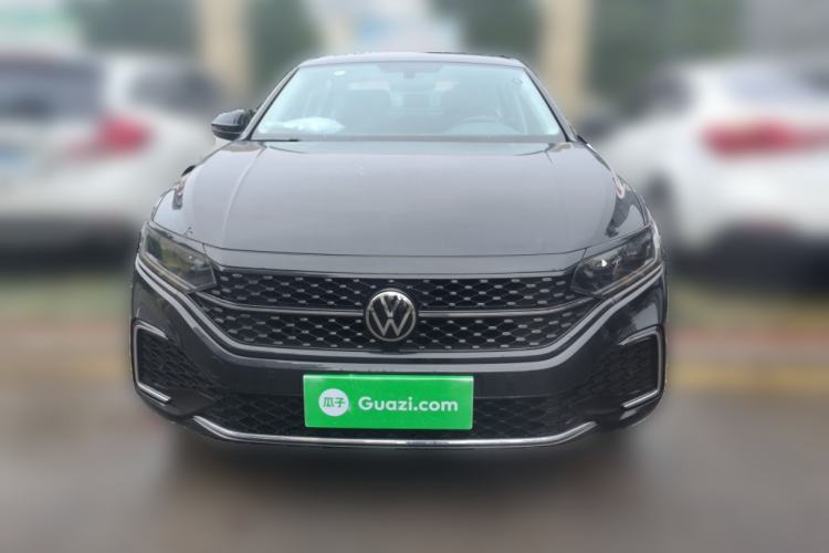 Used Volkswagen Passat 2024 380TSI Starry Dragon Edition Front