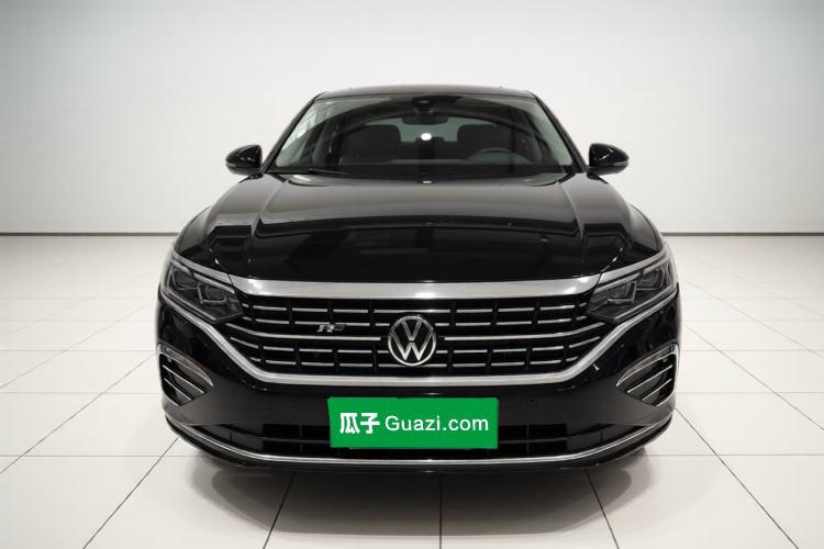Used Volkswagen Passat 2024 380TSI Dragon Glory Edition Front