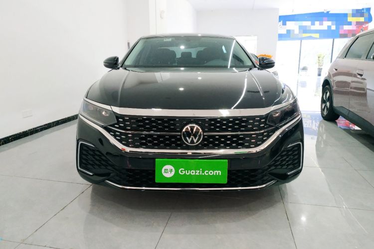 Used Volkswagen Passat 2024 380TSI Starry Dragon Edition Front