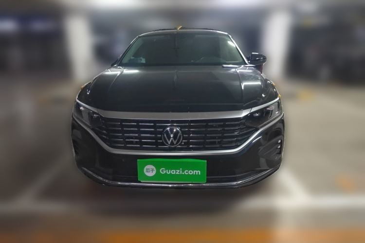 Used Volkswagen Passat 2024 330TSI Elite Edition Front