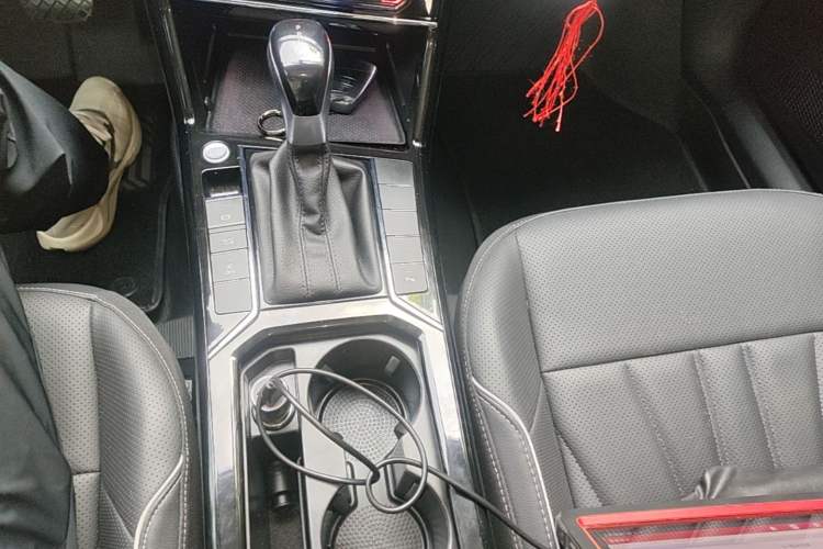 Used Volkswagen Passat 2024 380TSI Starry Elite Edition Gear Lever