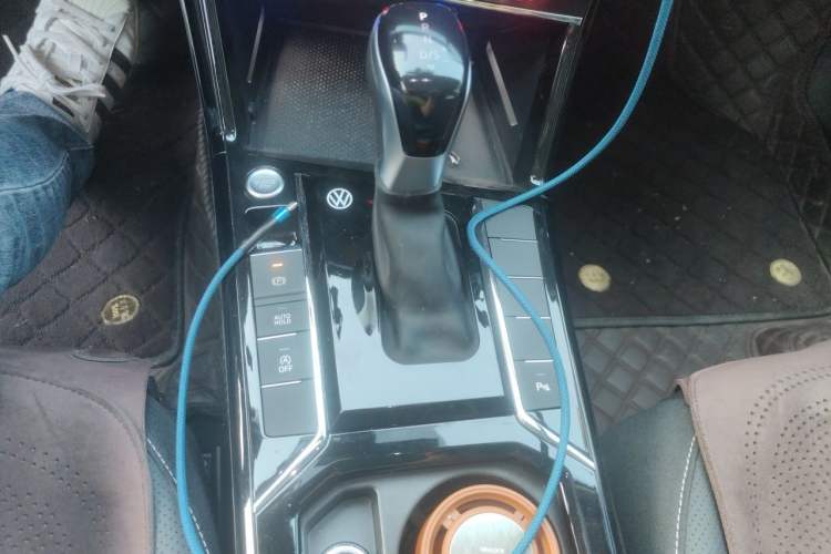 Used Volkswagen Passat 2024 330TSI Starry Elite Edition Gear Lever