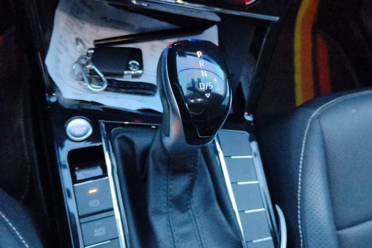 Used Volkswagen Passat 2024 380TSI Starry Dragon Edition Gear Lever