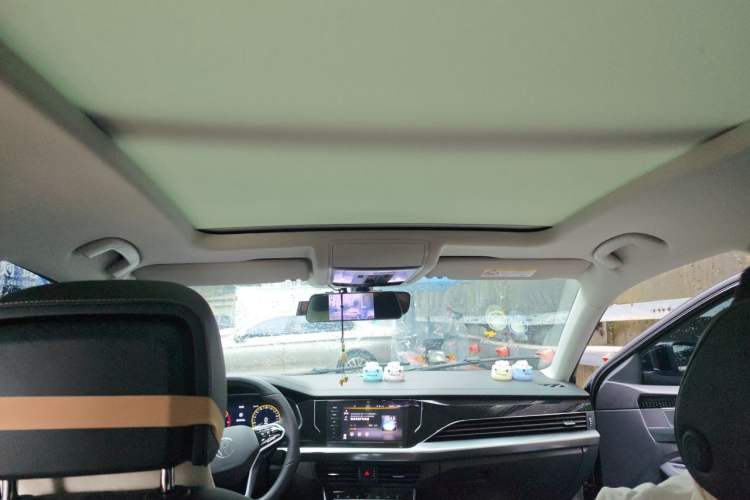 Used Volkswagen Passat 2024 380TSI Dragon Edition Headliner