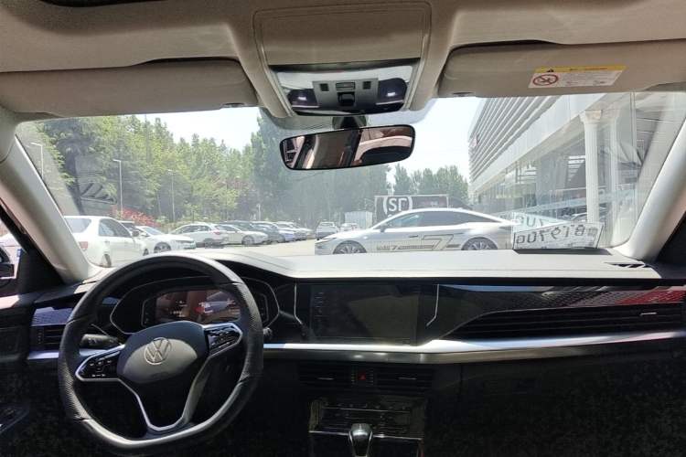 Used Volkswagen Passat 2024 380TSI Dragon Edition Headliner