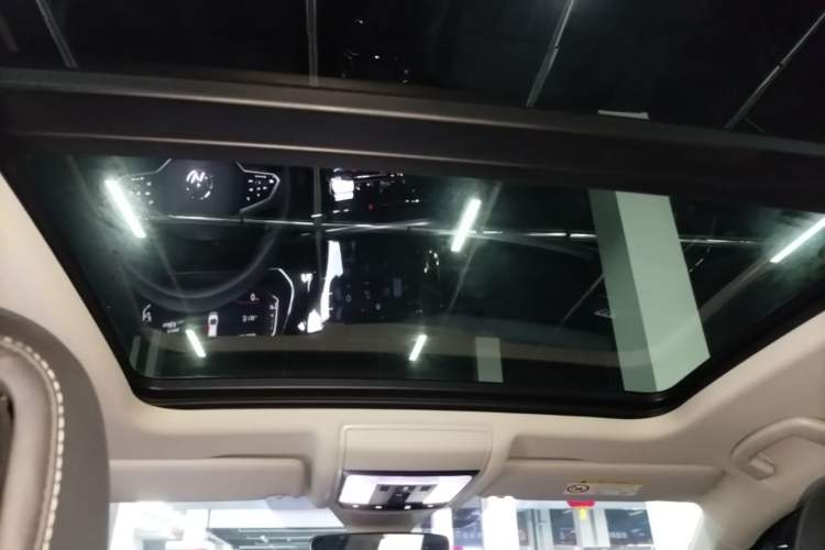 Used Volkswagen Passat 2024 380TSI Starry Luxury Edition Headliner
