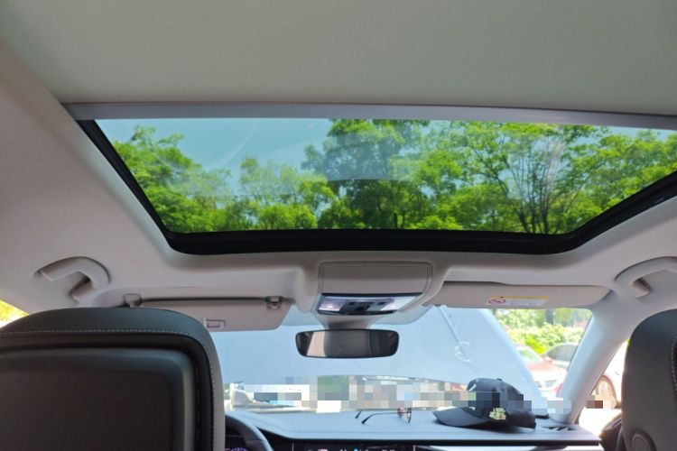 Used Volkswagen Passat 2024 380TSI Dragon Glory Edition Headliner