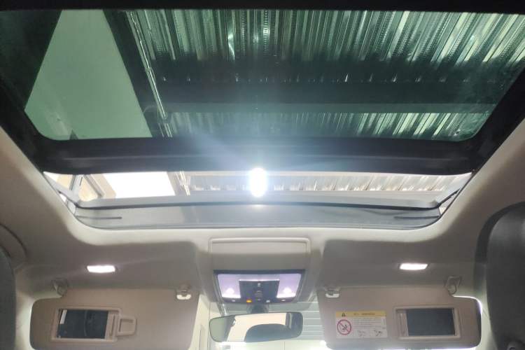 Used Volkswagen Passat 2024 330TSI Starry Elite Edition Headliner