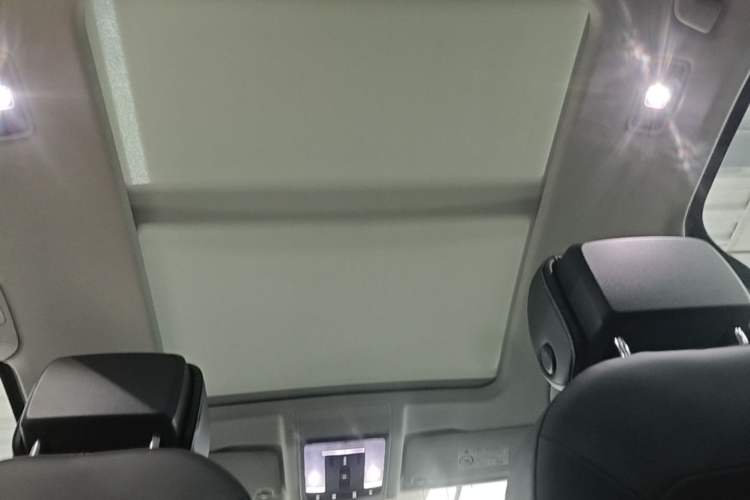 Used Volkswagen Passat 2024 380TSI Luxury Edition Headliner