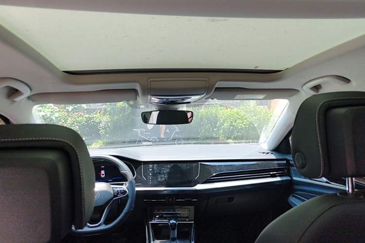 Used Volkswagen Passat 2024 380TSI Luxury Edition Headliner