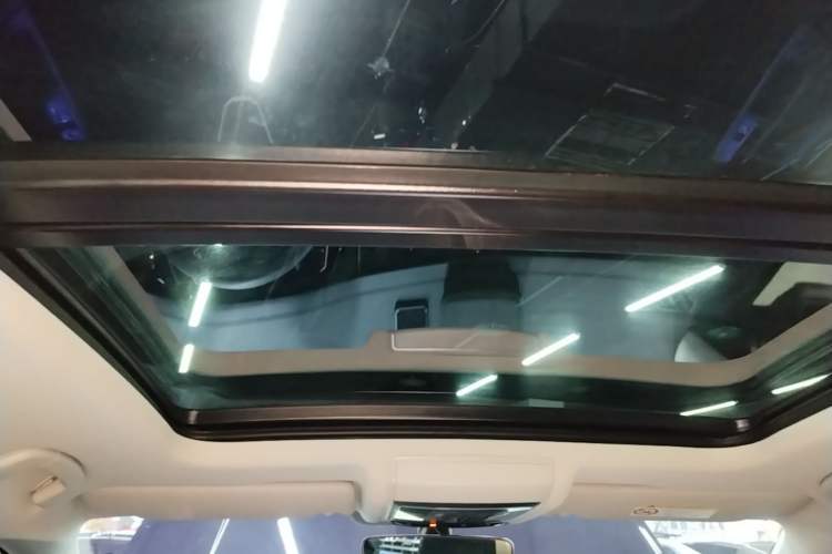Used Volkswagen Passat 2024 380TSI Dragon Edition Headliner