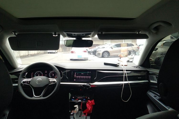 Used Volkswagen Passat 2024 330TSI Elite Edition Headliner