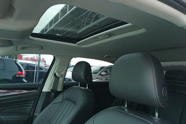 Used Volkswagen Passat 2024 280TSI Business Edition Headliner