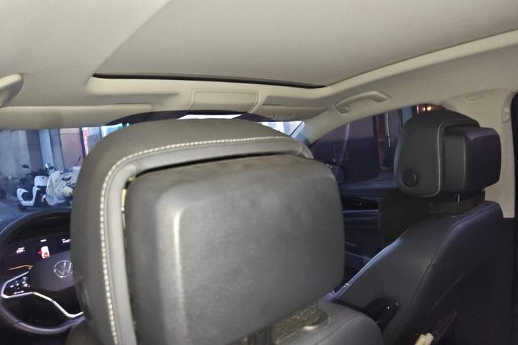 Used Volkswagen Passat 2024 380TSI Starry Elite Edition Headliner