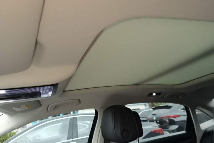 Used Volkswagen Passat 2024 330TSI Starry Elite Edition Headliner