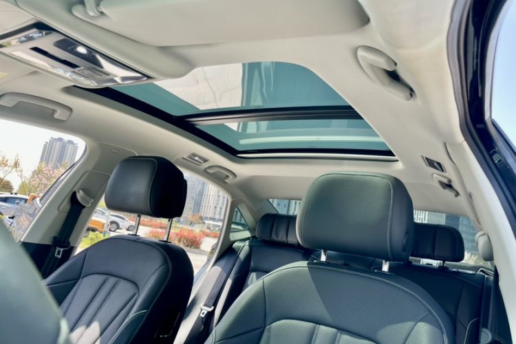 Used Volkswagen Passat 2024 380TSI Starry Luxury Edition Headliner
