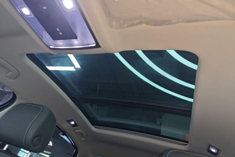 Used Volkswagen Passat 2024 380TSI Dragon Glory Edition Headliner