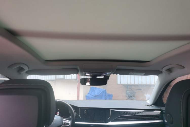 Used Volkswagen Passat 2024 330TSI Elite Edition Headliner