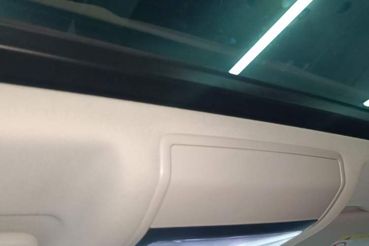 Used Volkswagen Passat 2024 380TSI Dragon Edition Headliner