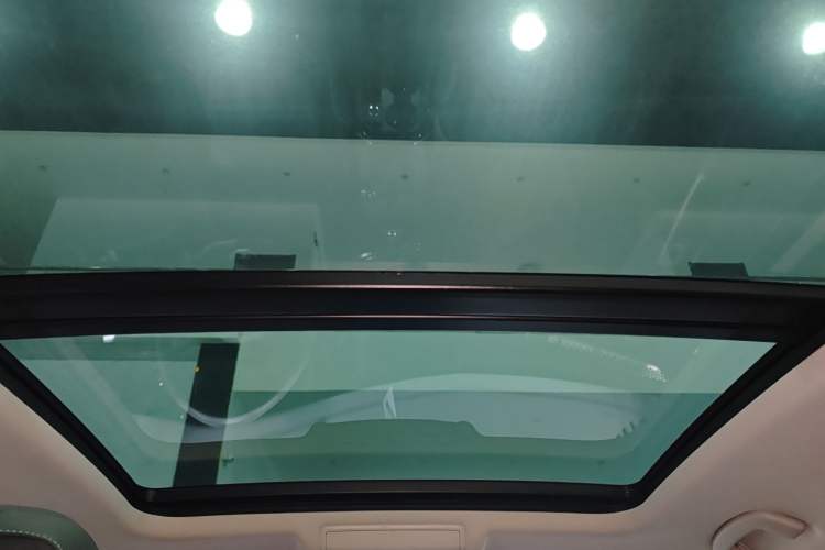Used Volkswagen Passat 2024 330TSI Elite Edition Headliner
