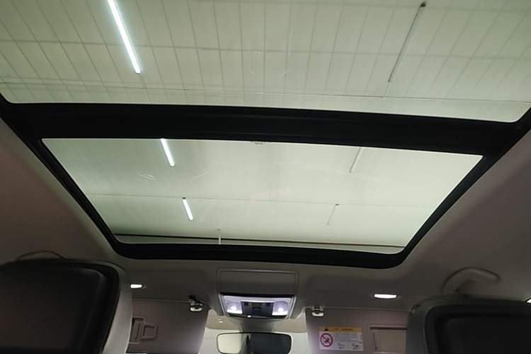Used Volkswagen Passat 2024 380TSI Luxury Edition Headliner