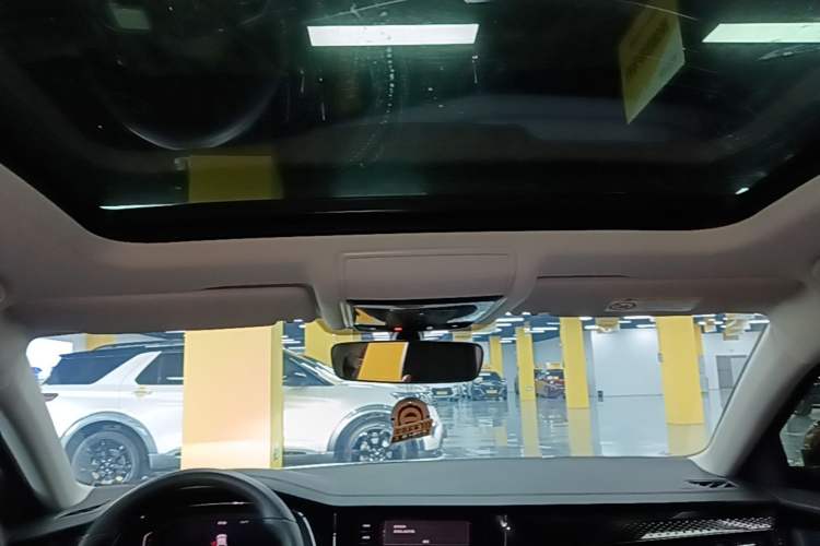 Used Volkswagen Passat 2024 330TSI Elite Edition Headliner