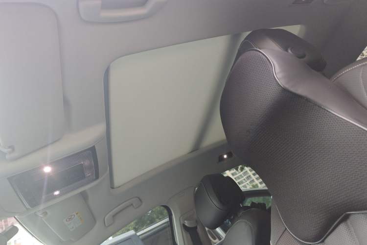 Used Volkswagen Passat 2024 380TSI Starry Luxury Edition Headliner