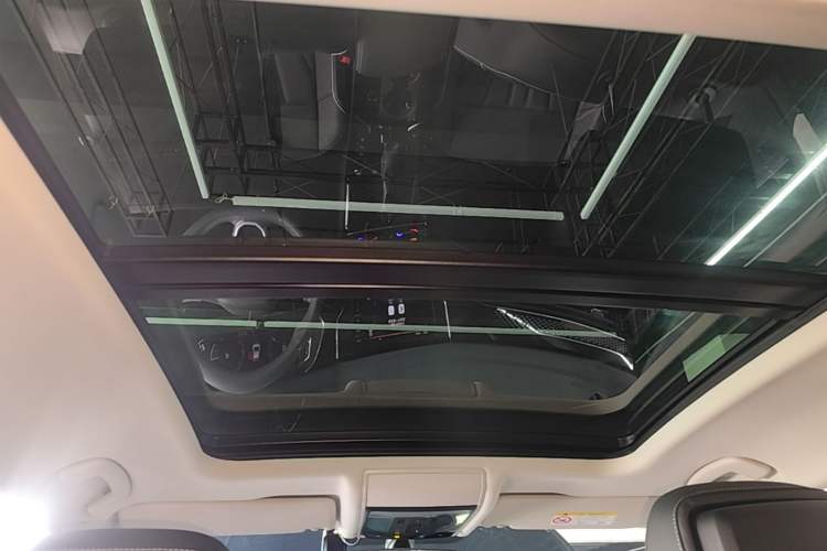 Used Volkswagen Passat 2024 380TSI Dragon Edition Headliner