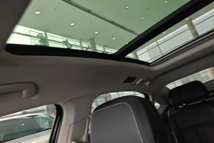 Used Volkswagen Passat 2024 380TSI Dragon Edition Headliner