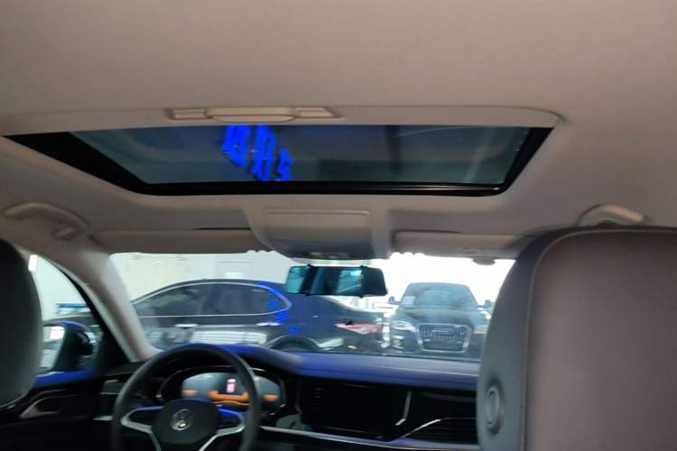 Used Volkswagen Passat 2024 280TSI Business Edition Headliner