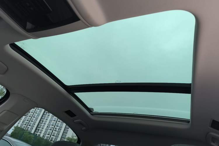 Used Volkswagen Passat 2024 330TSI Elite Edition Headliner