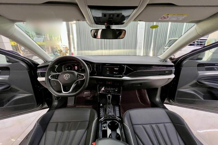 Used Volkswagen Passat 2024 330TSI Elite Edition Interior 1