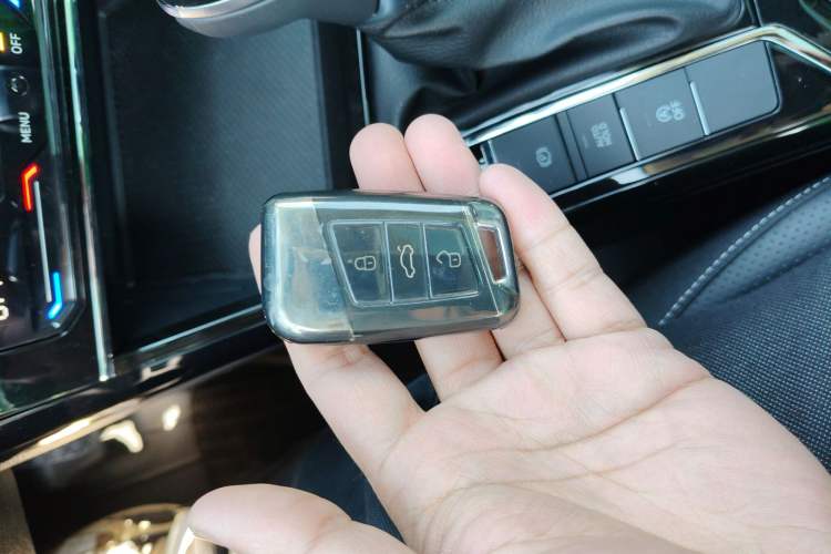 Used Volkswagen Passat 2024 380TSI Elite Edition Interior 1