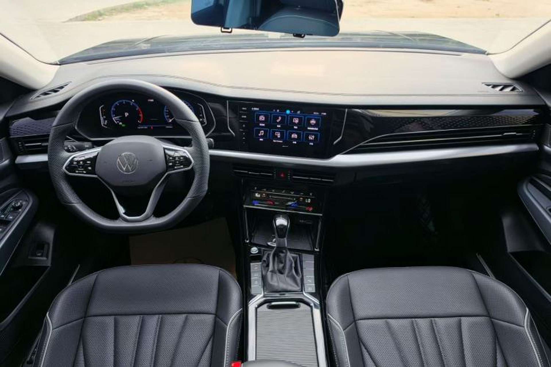 Used Volkswagen Passat 2024 380TSI Starry Dragon Edition Interior 1