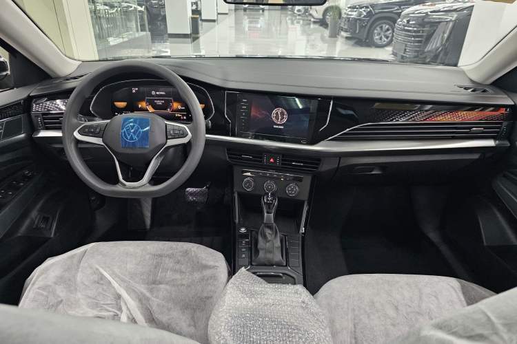 Used Volkswagen Passat 2024 280TSI Business Edition Interior 1