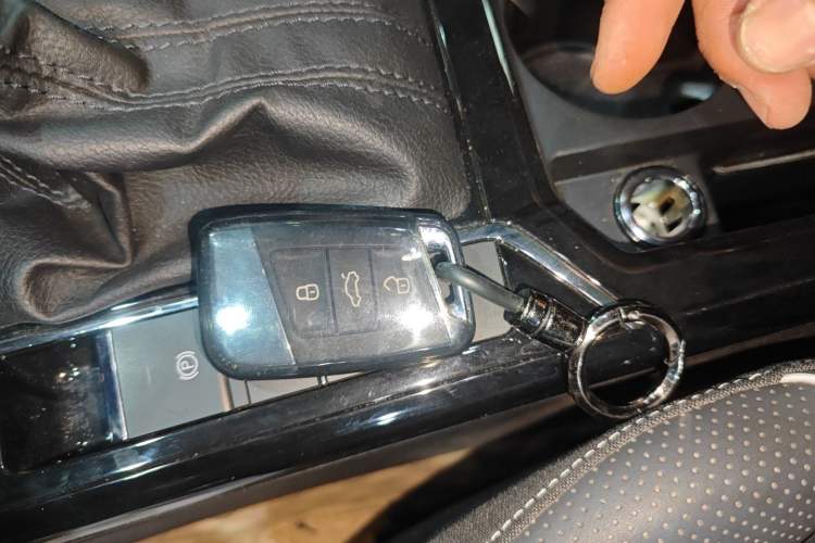 Used Volkswagen Passat 2024 330TSI Elite Edition Interior 1