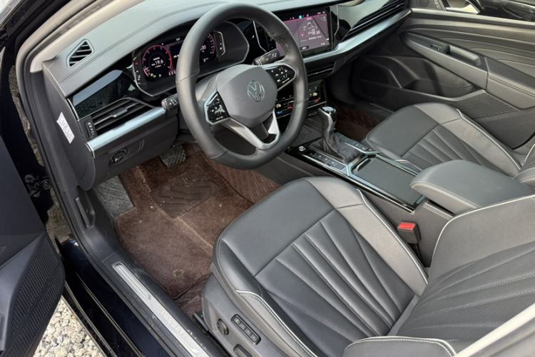 Used Volkswagen Passat 2024 380TSI Starry Dragon Edition Interior 2