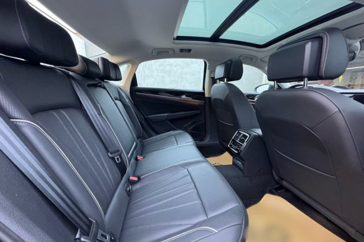 Used Volkswagen Passat 2024 380TSI Starry Luxury Edition