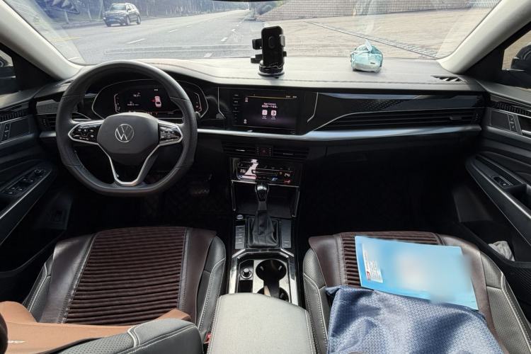 Used Volkswagen Passat 2024 380TSI Starry Elite Edition Interior 2