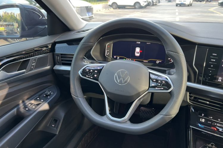 Used Volkswagen Passat 2024 380TSI Dragon Edition Interior 2