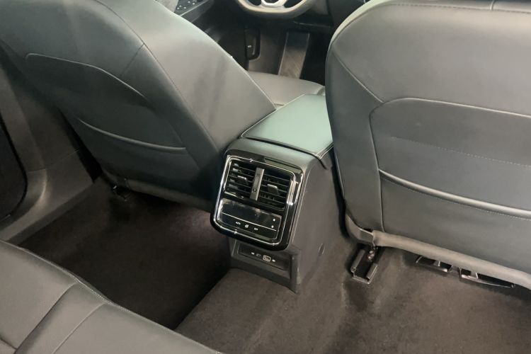 Used Volkswagen Passat 2024 380TSI Elite Edition Interior 3
