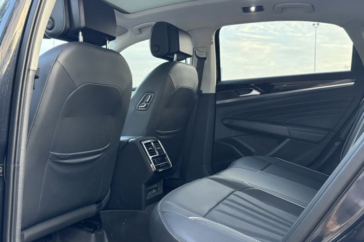 Used Volkswagen Passat 2024 380TSI Elite Edition Interior 3