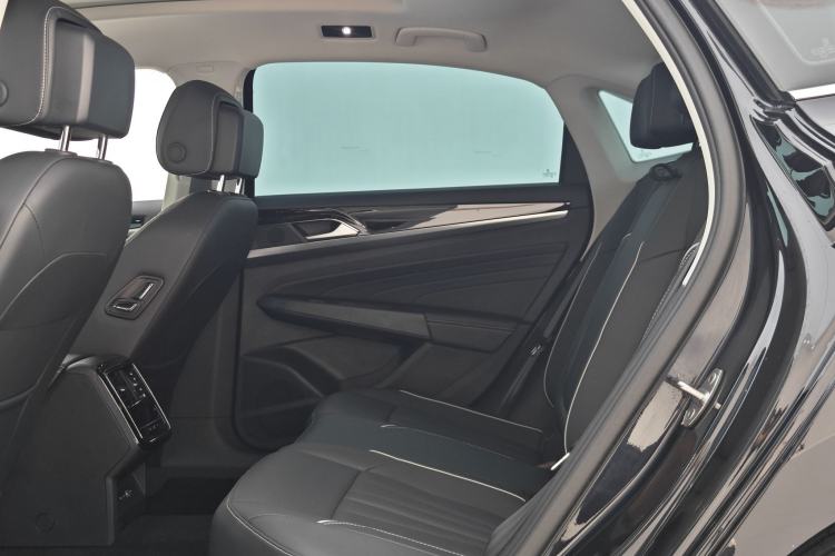 Used Volkswagen Passat 2024 380TSI Starry Dragon Edition Interior 3