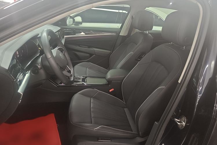 Used Volkswagen Passat 2024 380TSI Starry Luxury Edition Interior 3