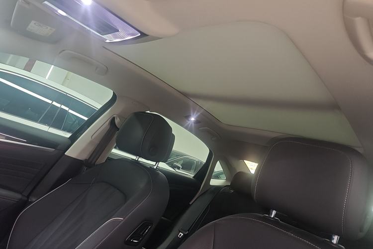 Used Volkswagen Passat 2024 380TSI Starry Luxury Edition Interior 5