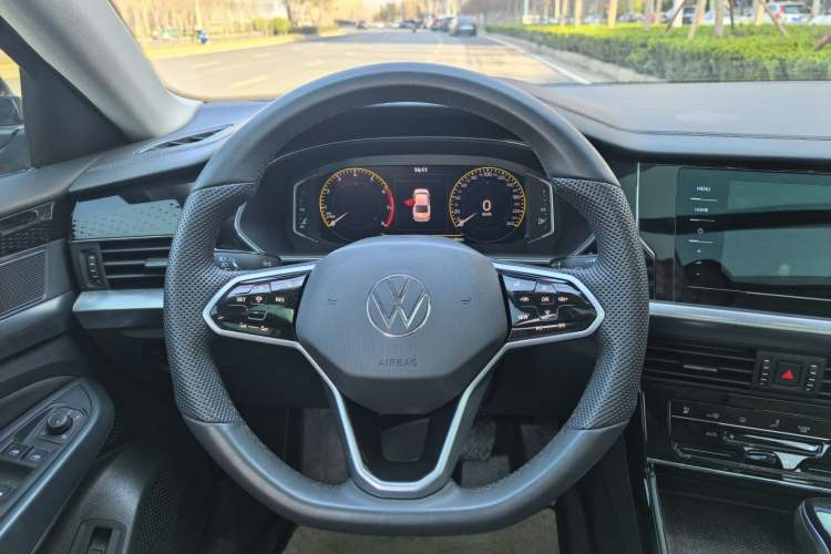 Used Volkswagen Passat 2024 280TSI Elite Edition Interior 6