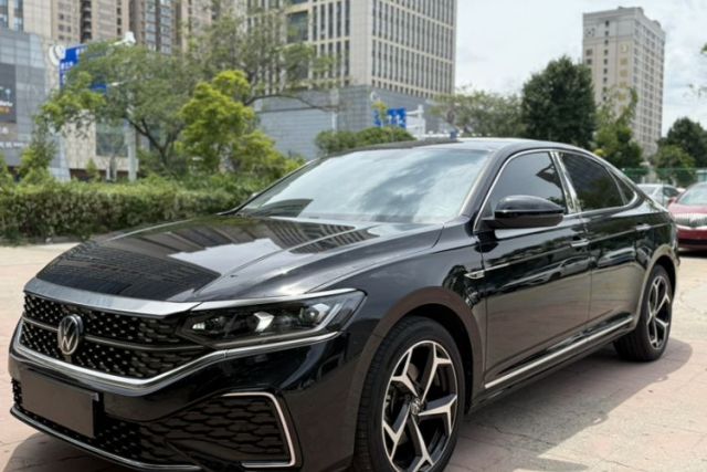 Used Volkswagen Passat 2024 330TSI Starry Elite Edition